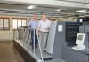 Heidelberg launches Speedmaster XL 75 and CX 75 The world’s first Speedmaster XL 75 five-color press with coating unit and new design was recently installed at Theiler Druck AG. Michel Schwander (right), General Manager, and Philipp Theiler, owner and publisher confirm that operation is now much more comfortable.