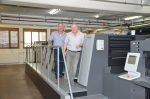 Heidelberg launches Speedmaster XL 75 and CX 75 The world’s first Speedmaster XL 75 five-color press with coating unit and new design was recently installed at Theiler Druck AG. Michel Schwander (right), General Manager, and Philipp Theiler, owner and publisher confirm that operation is now much more comfortable.