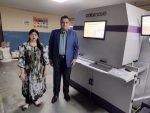 Digital labels improve Wonder Pac’s profitability L-R: Minakshi Mittal and Trilok Mittal of Wonder Pac alongside the JETSCI ColorNovo digital label press