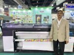 Arrow shows Efi & Canon roll-to-roll UV printers at Media Expo Arrow