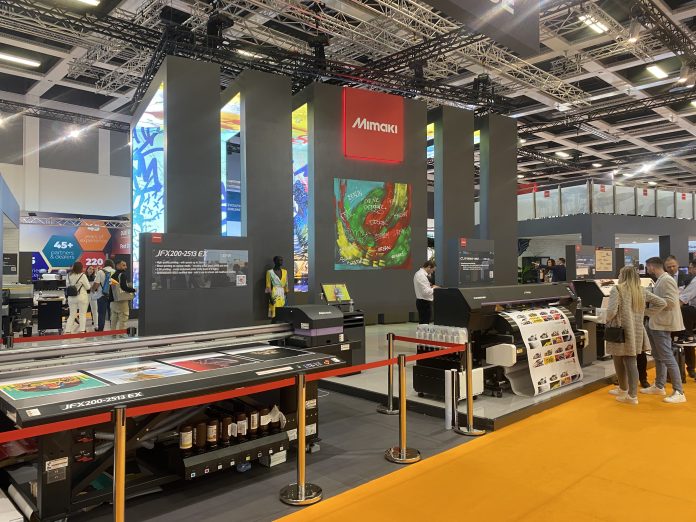 Mimaki JFX200 & CJV330 Mimaki