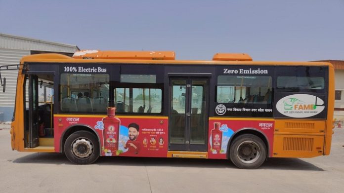 Emami Bus Branding_1 CashurDrive