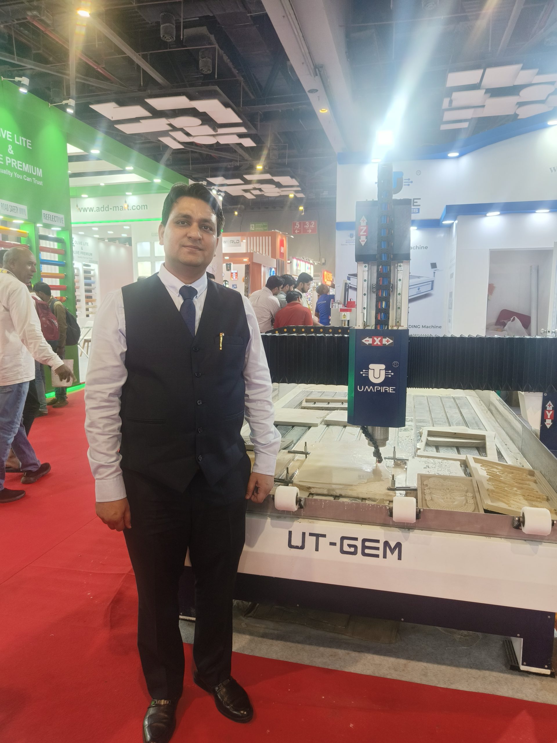 Sumit Gupta, partner at Umpire Technologies with the UT-GEM 1325 standard stone CNC router machine. Photo IPP