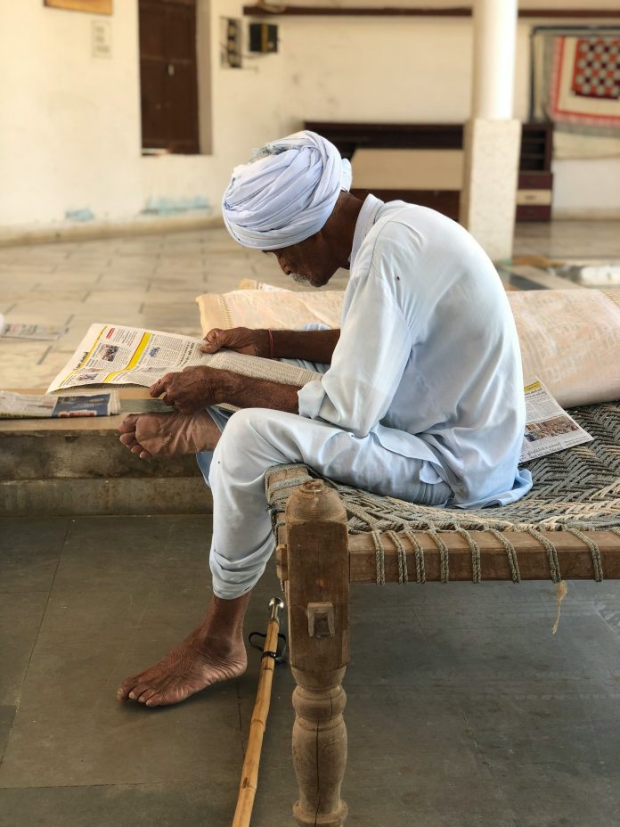 amar-de-4e9sanetxjk-unsplash Older aged respondents gave higher scores to newspapers, citing concerns around fake news and conspiracy theories on the internet and social media channels