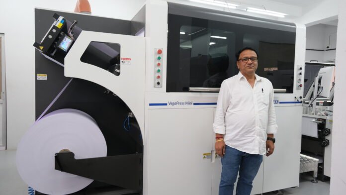 Mr. Arun Sighania with the Atexco Vegapress 440 MINI installed at Vedi Offset Vedi