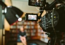 Legacy media vs news creators media